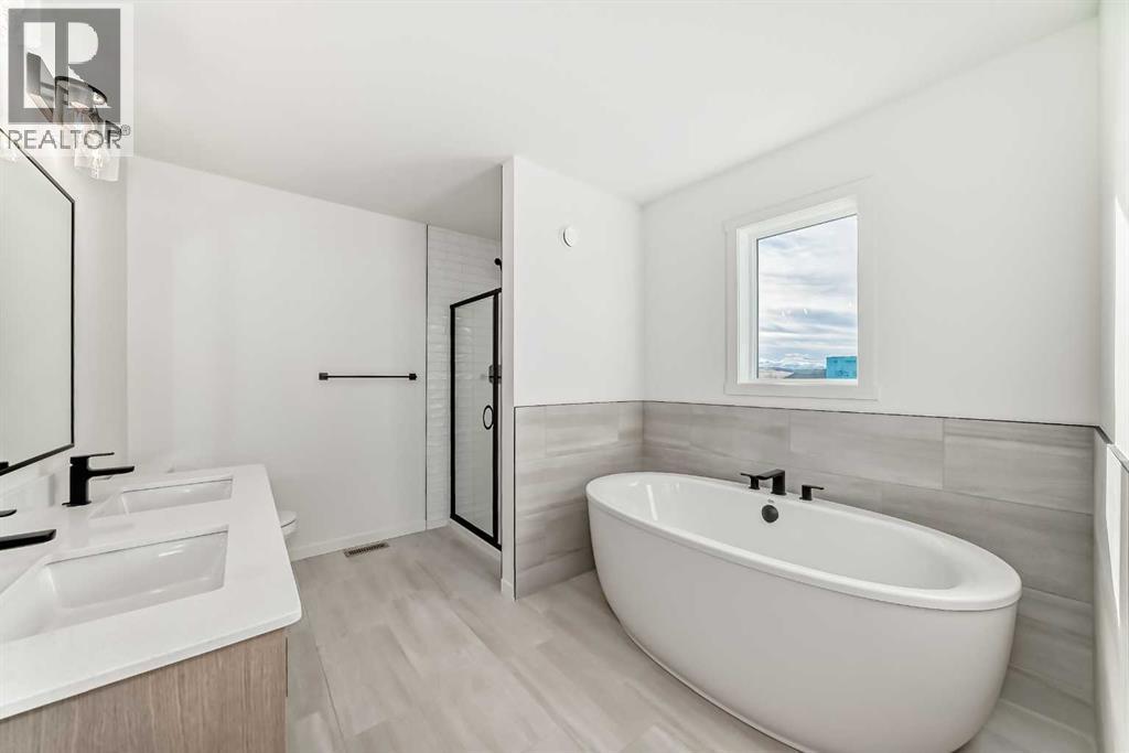 81 Southborough Square, Cochrane