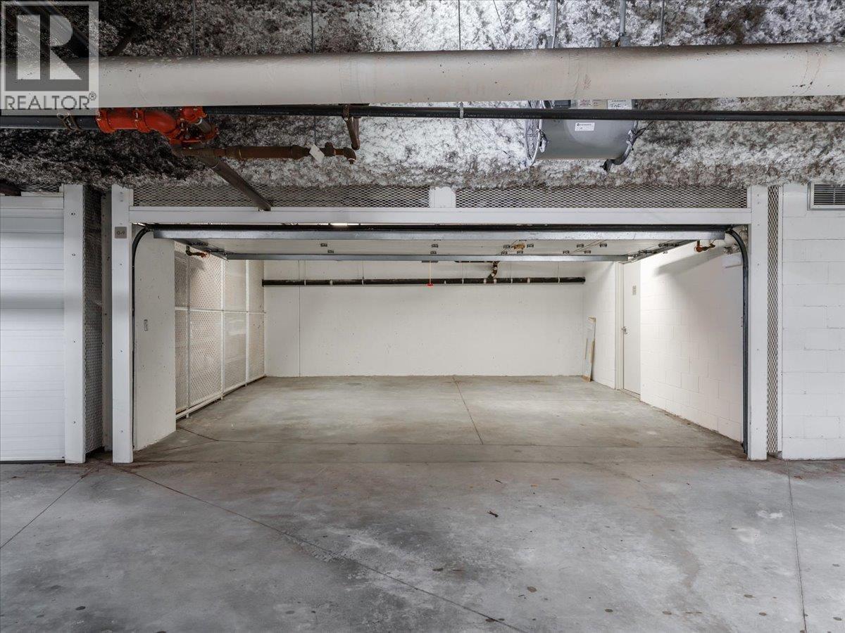 401 508 WATERS EDGE CRESCENT, West Vancouver