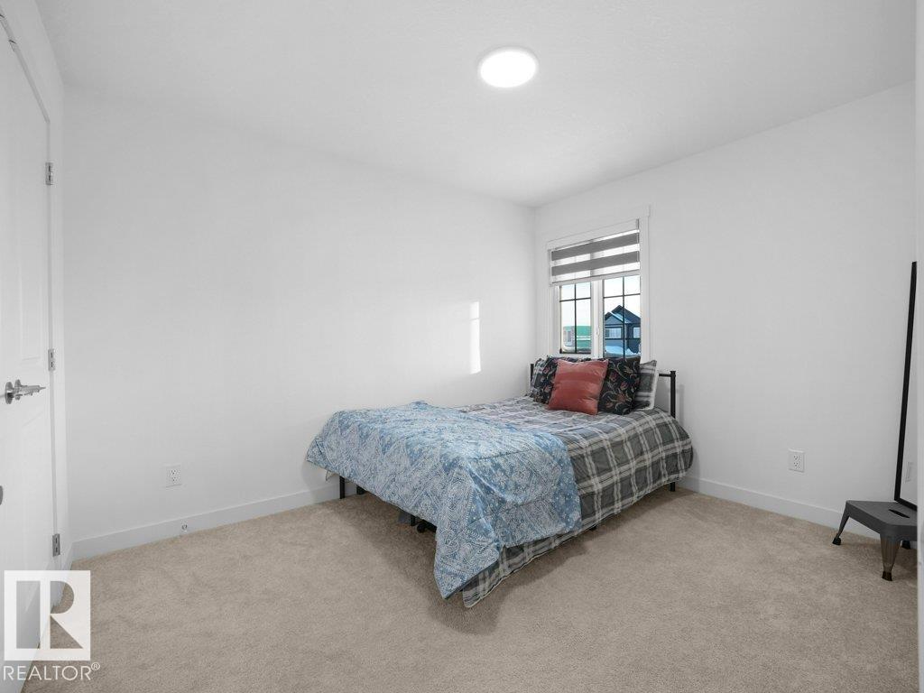 7020 177 AV NW - 28