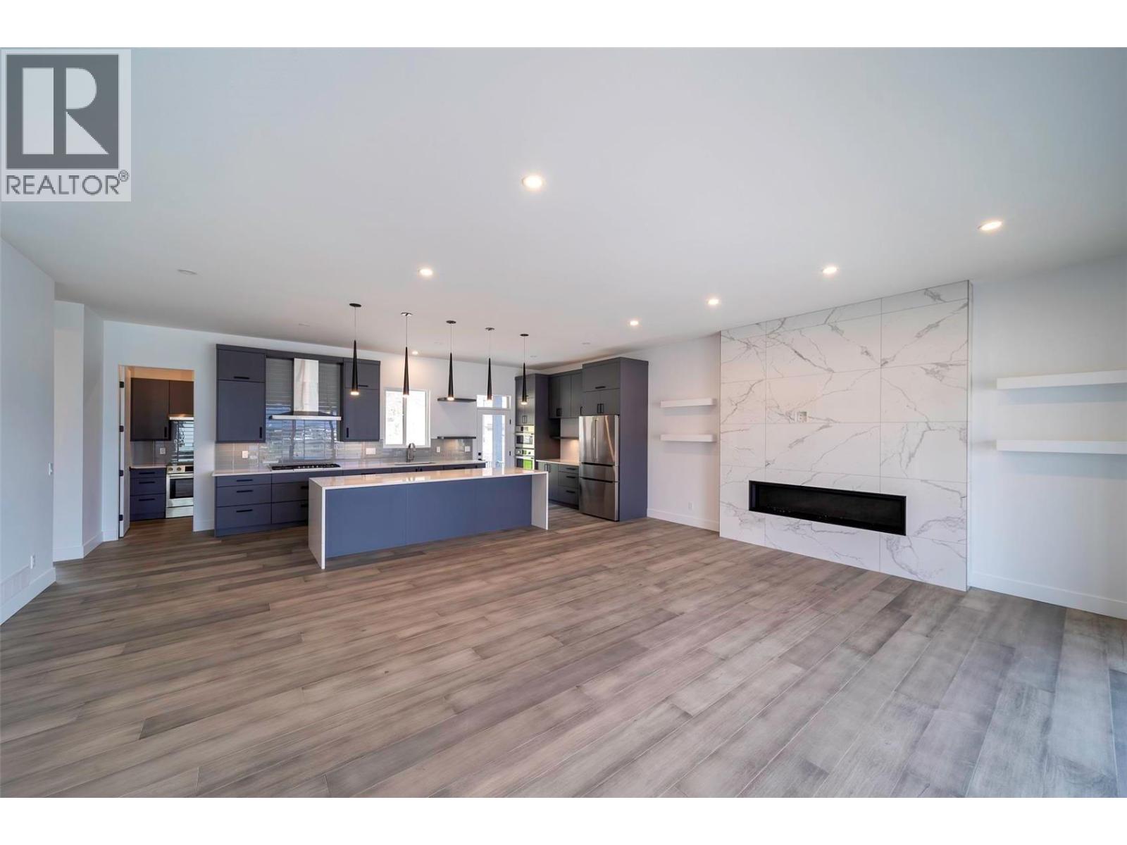  9723 Centrestone Drive, Lake Country