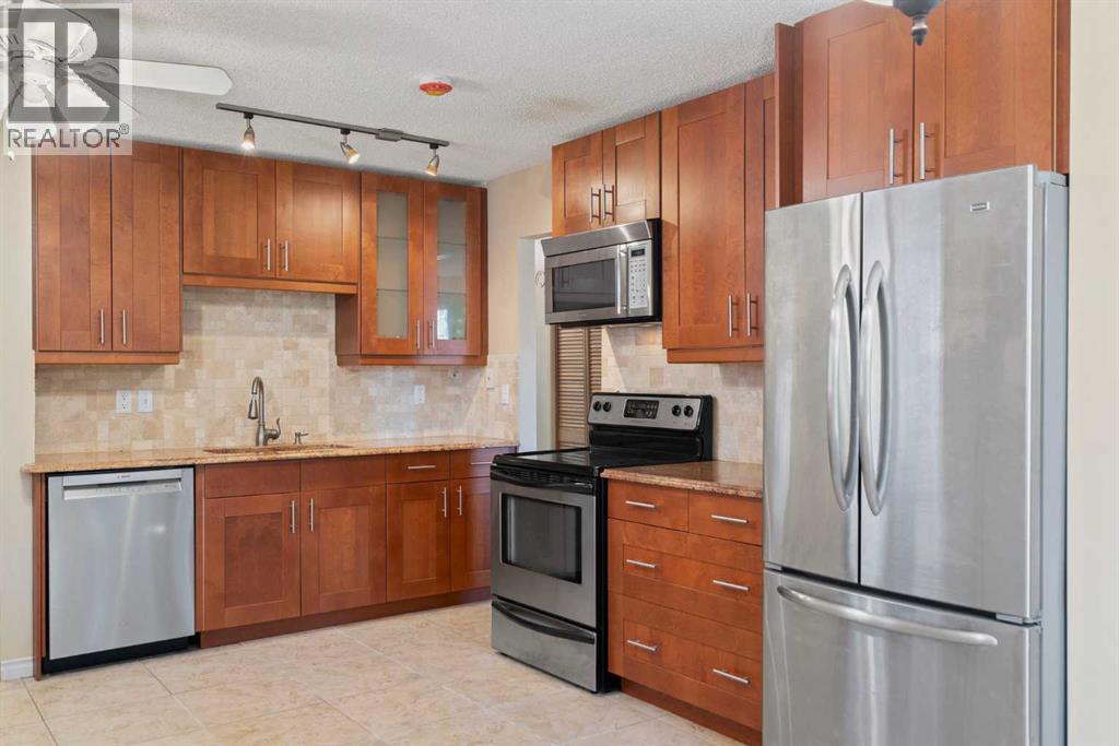 Single Family House Bi-level for Sale in  Maranda Close NE Marlborough Calgary 