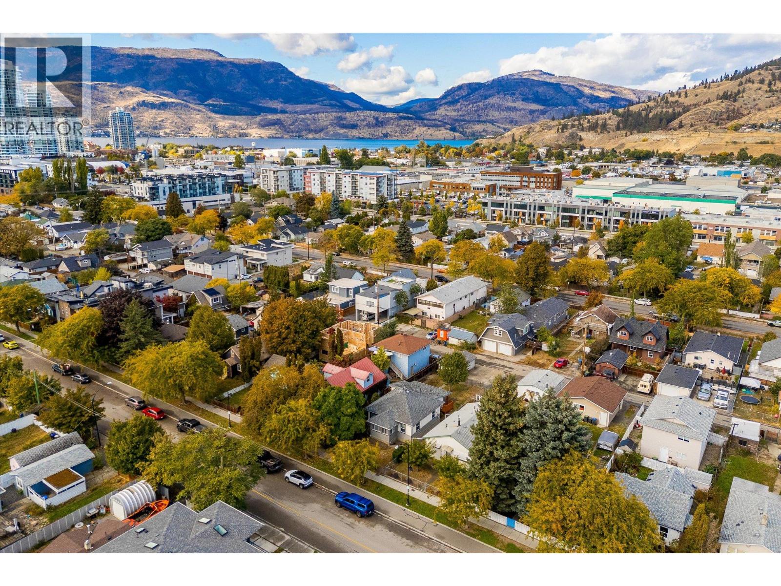  836 Cawston Avenue, Kelowna