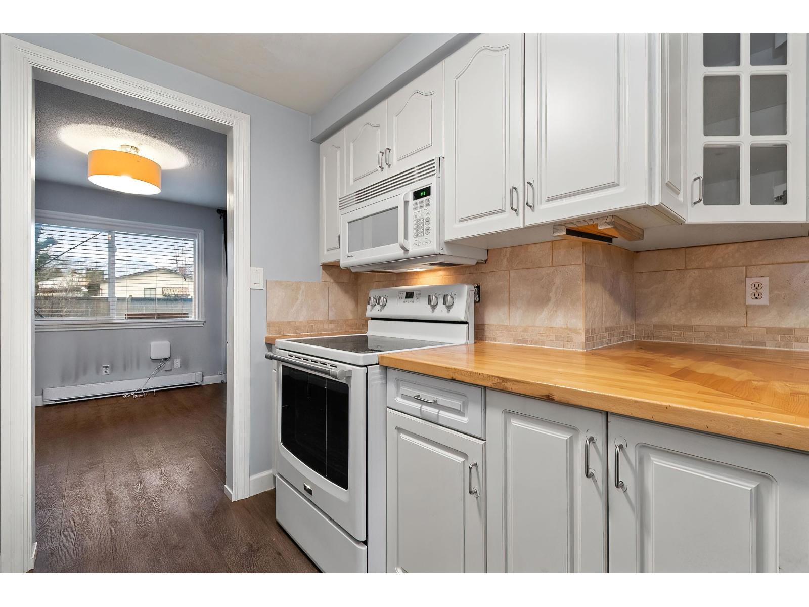 20 46689 FIRST AVENUE, Chilliwack Proper East, Chilliwack