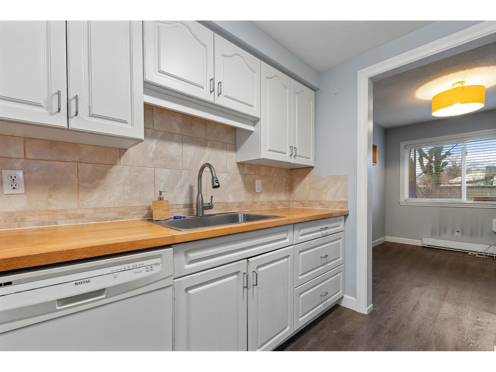 20 46689 FIRST AVENUE, Chilliwack Proper East, Chilliwack