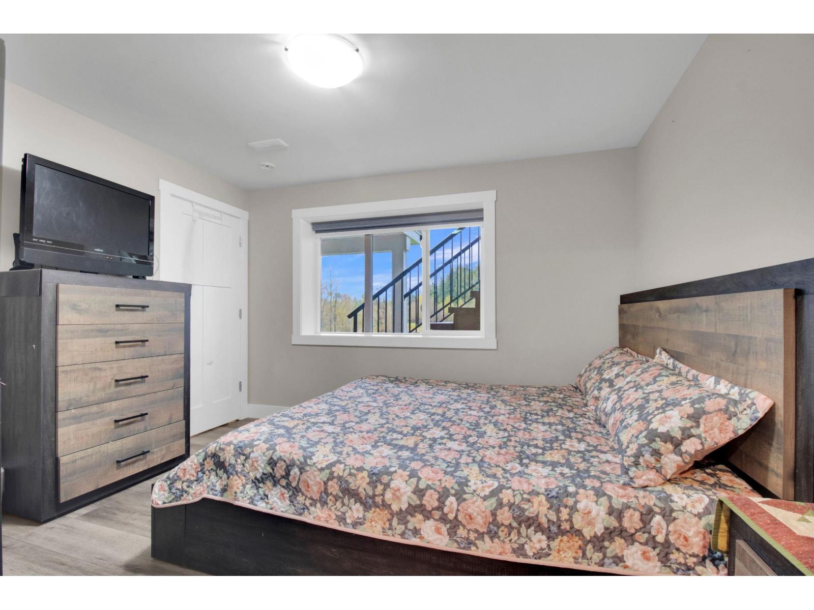 8972 DEWDNEY TRUNK ROAD, Mission