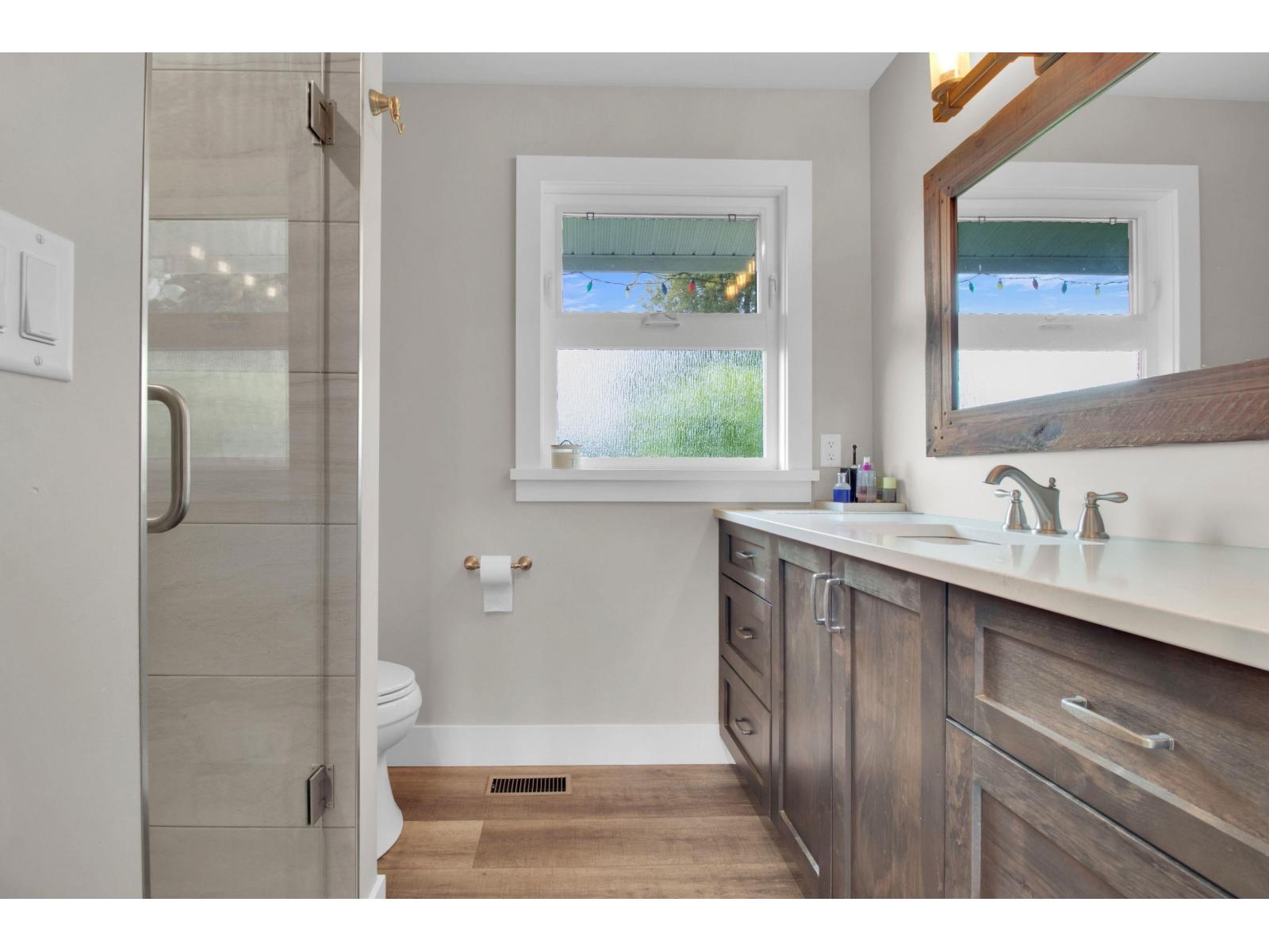 8972 DEWDNEY TRUNK ROAD, Mission