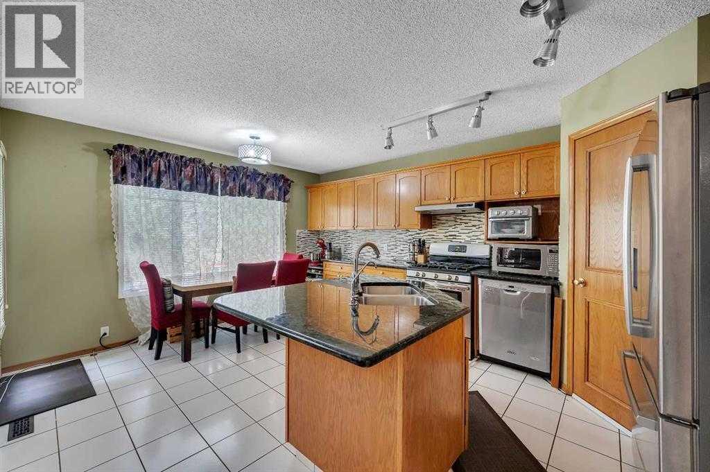 Single Family House for Sale in  Somerset Drive SW Somerset Calgary 
