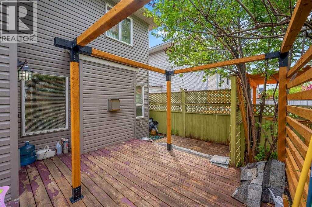 Single Family House for Sale in  Somerset Drive SW Somerset Calgary 