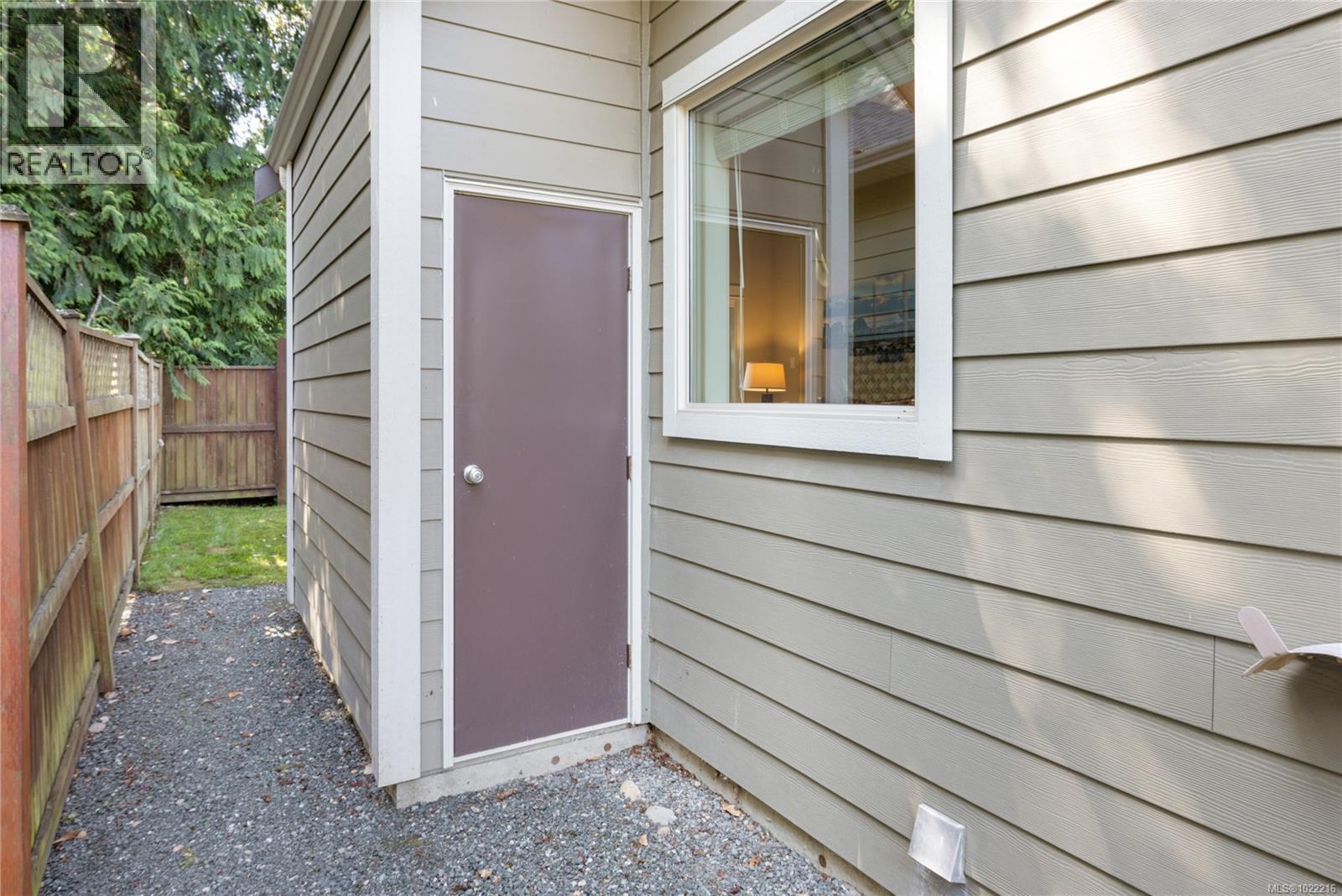 242 1130 Resort Dr, Parksville