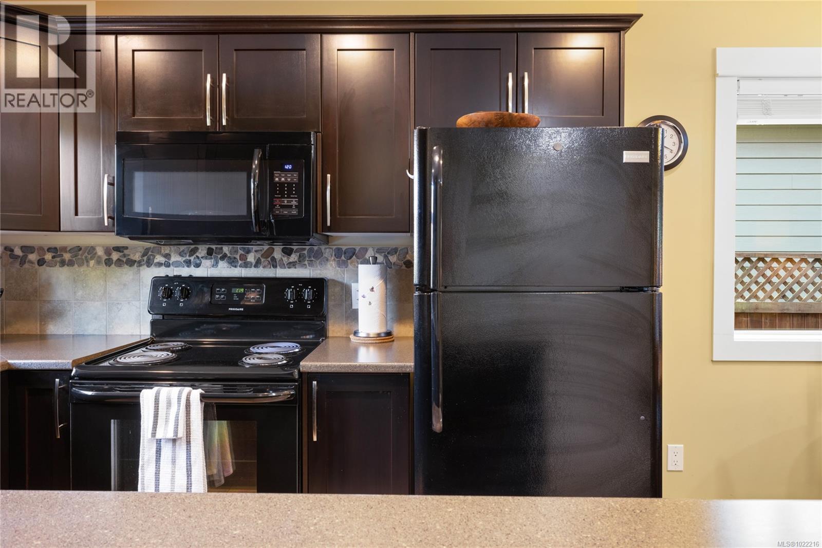 242 1130 Resort Dr, Parksville