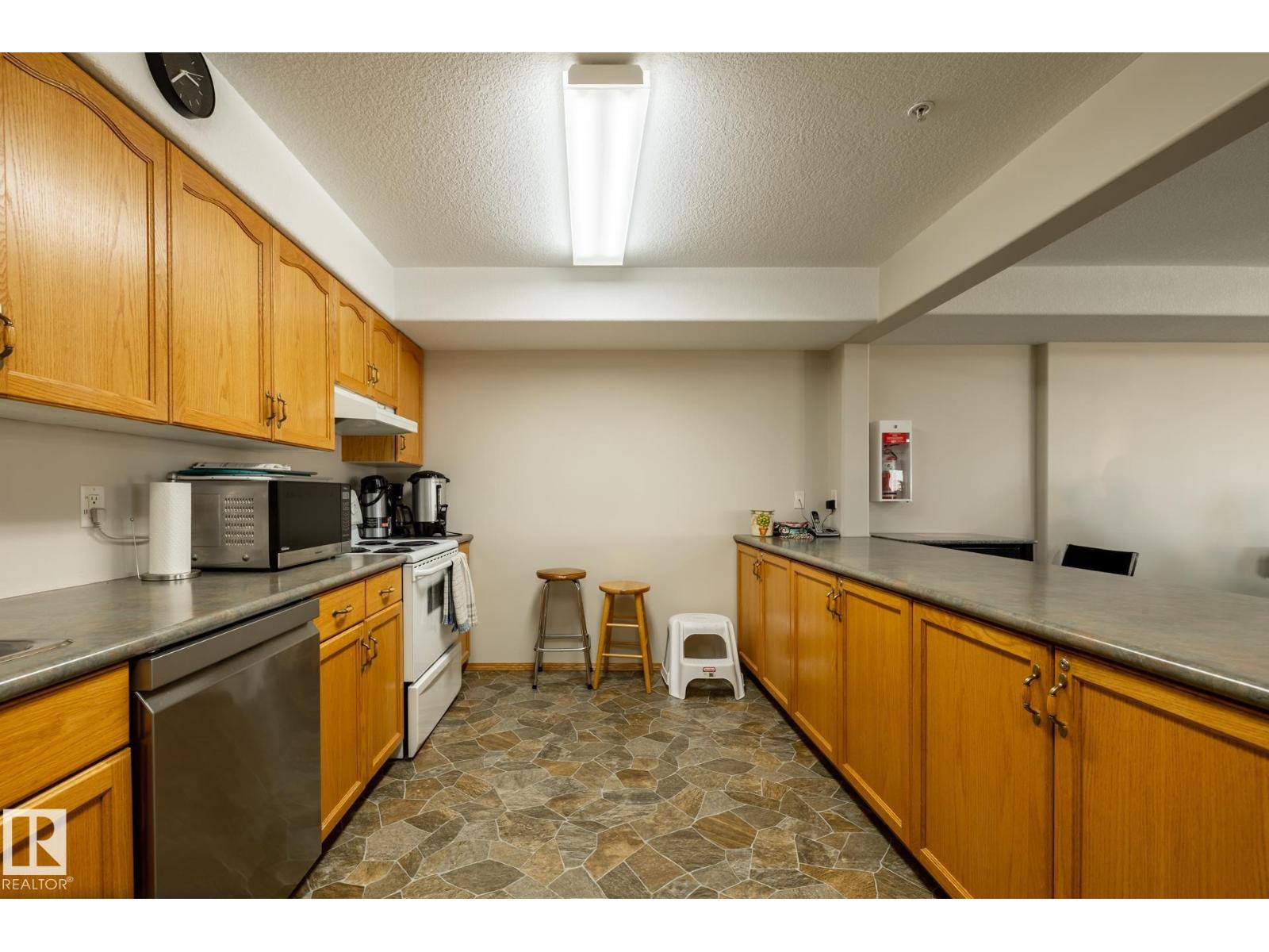 #323 200 BETHEL DR, Sherwood Park