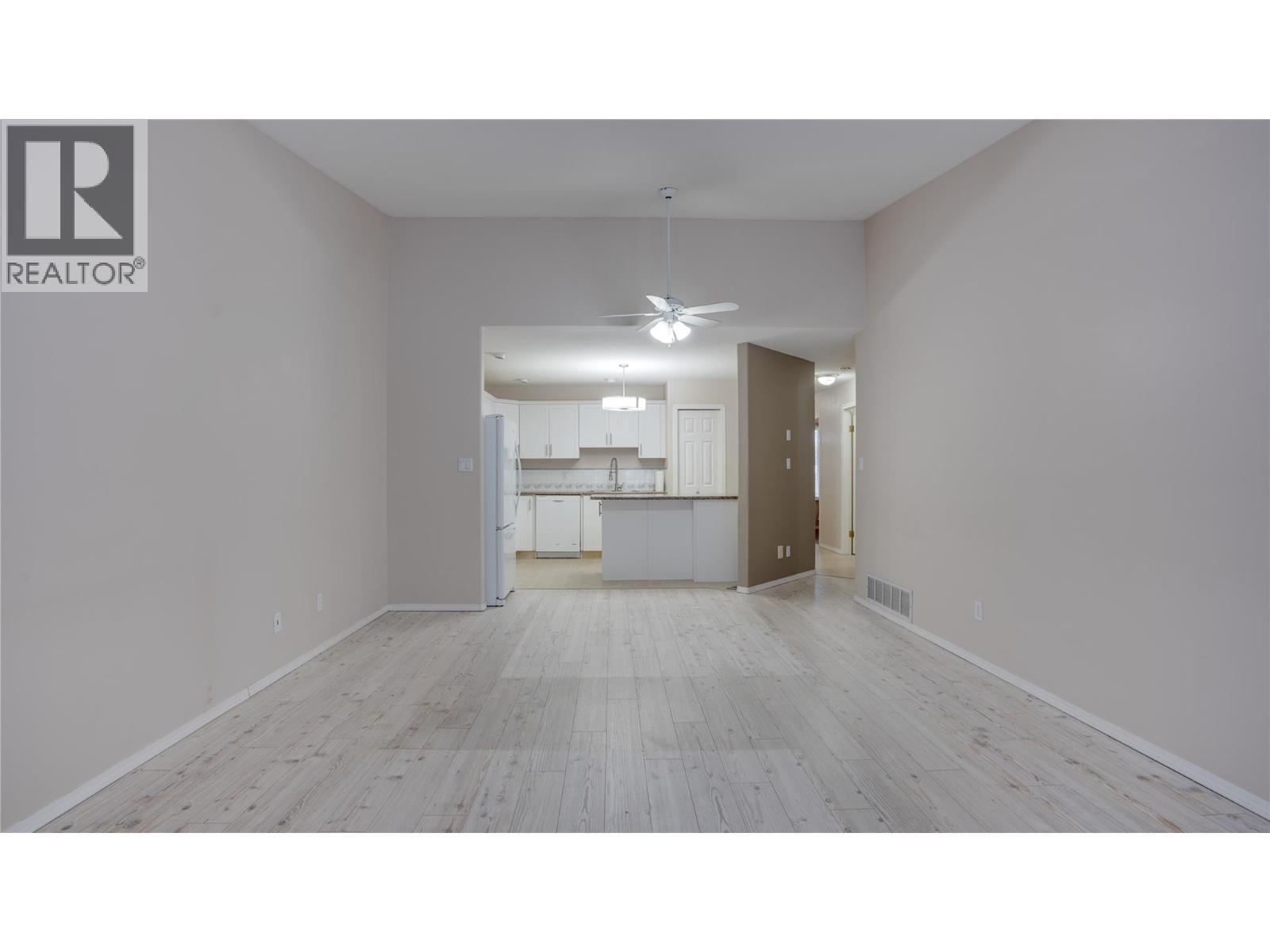 11 501 Kildonan Avenue, Enderby