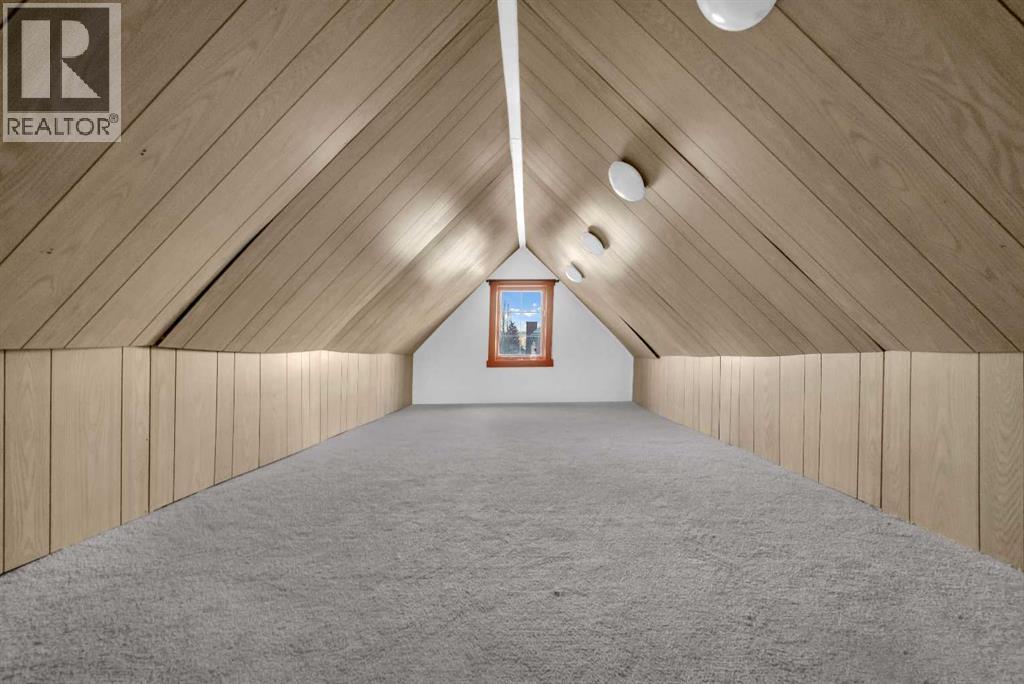 Single Family House for Sale in   Avenue Ramsay Calgary 