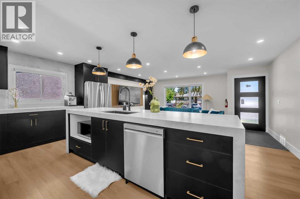 Single Family House Bungalow for Sale in   Street SE Acadia Calgary 