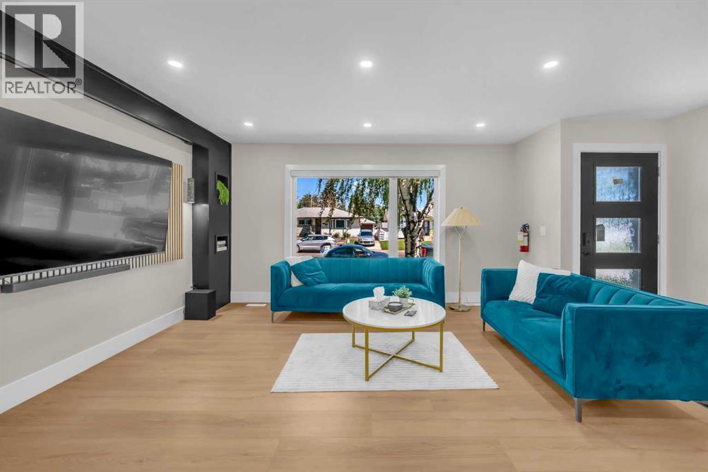 Single Family House Bungalow for Sale in   Street SE Acadia Calgary 