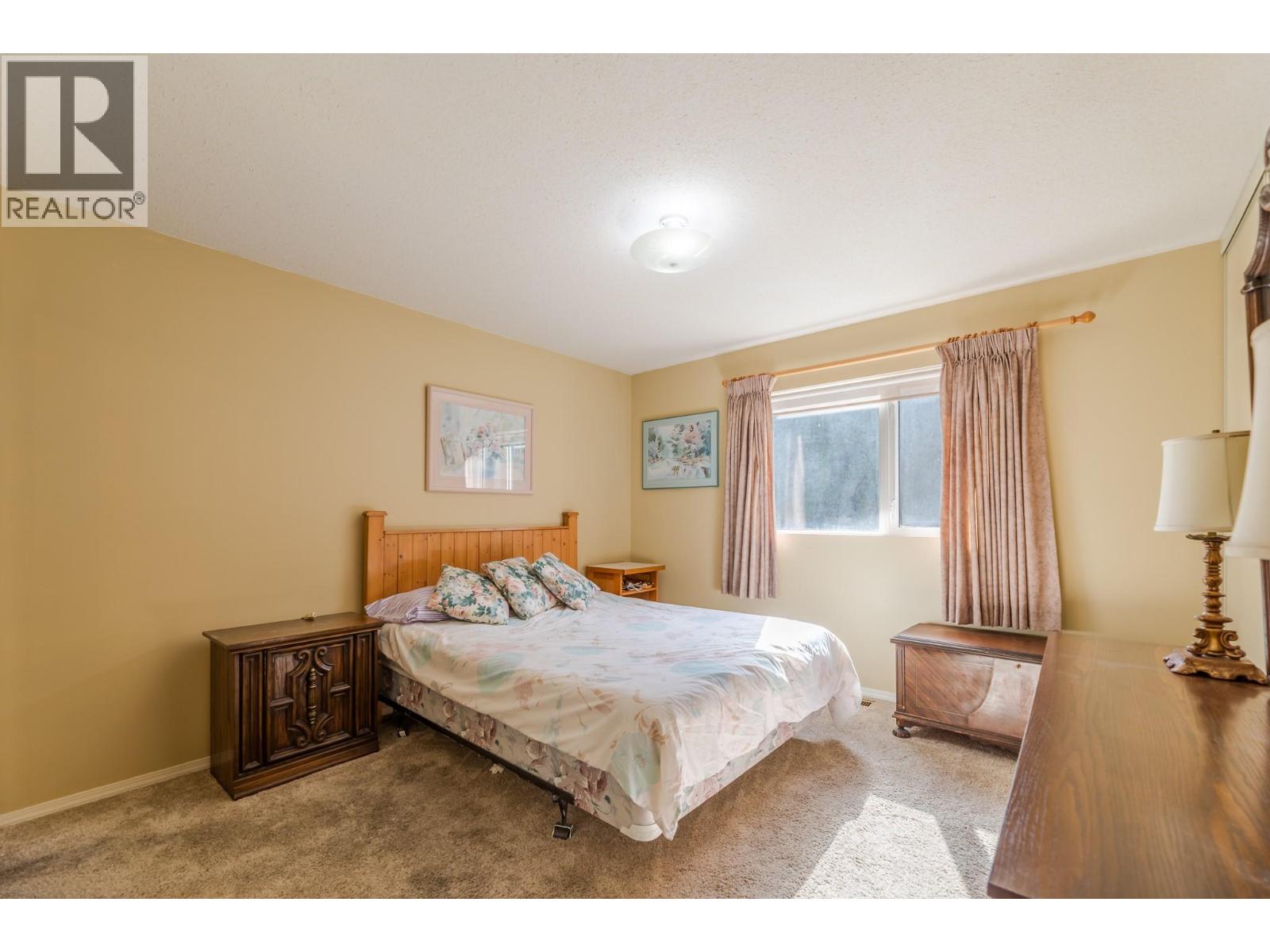 #12 17017 SNOW Avenue - 19