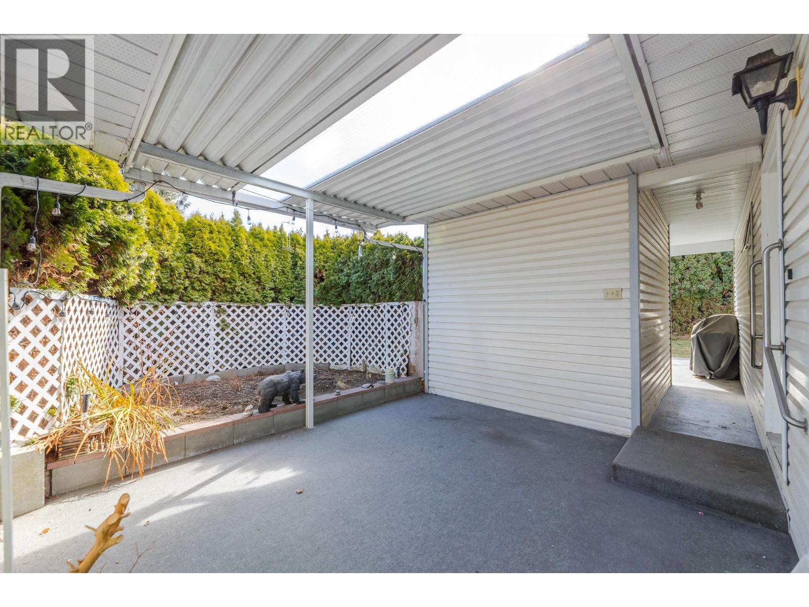 #12 17017 SNOW Avenue - 23