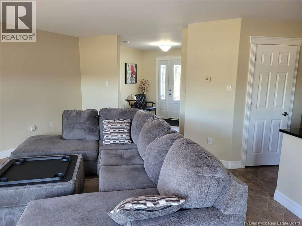 45 OLD MILL ROAD - 6