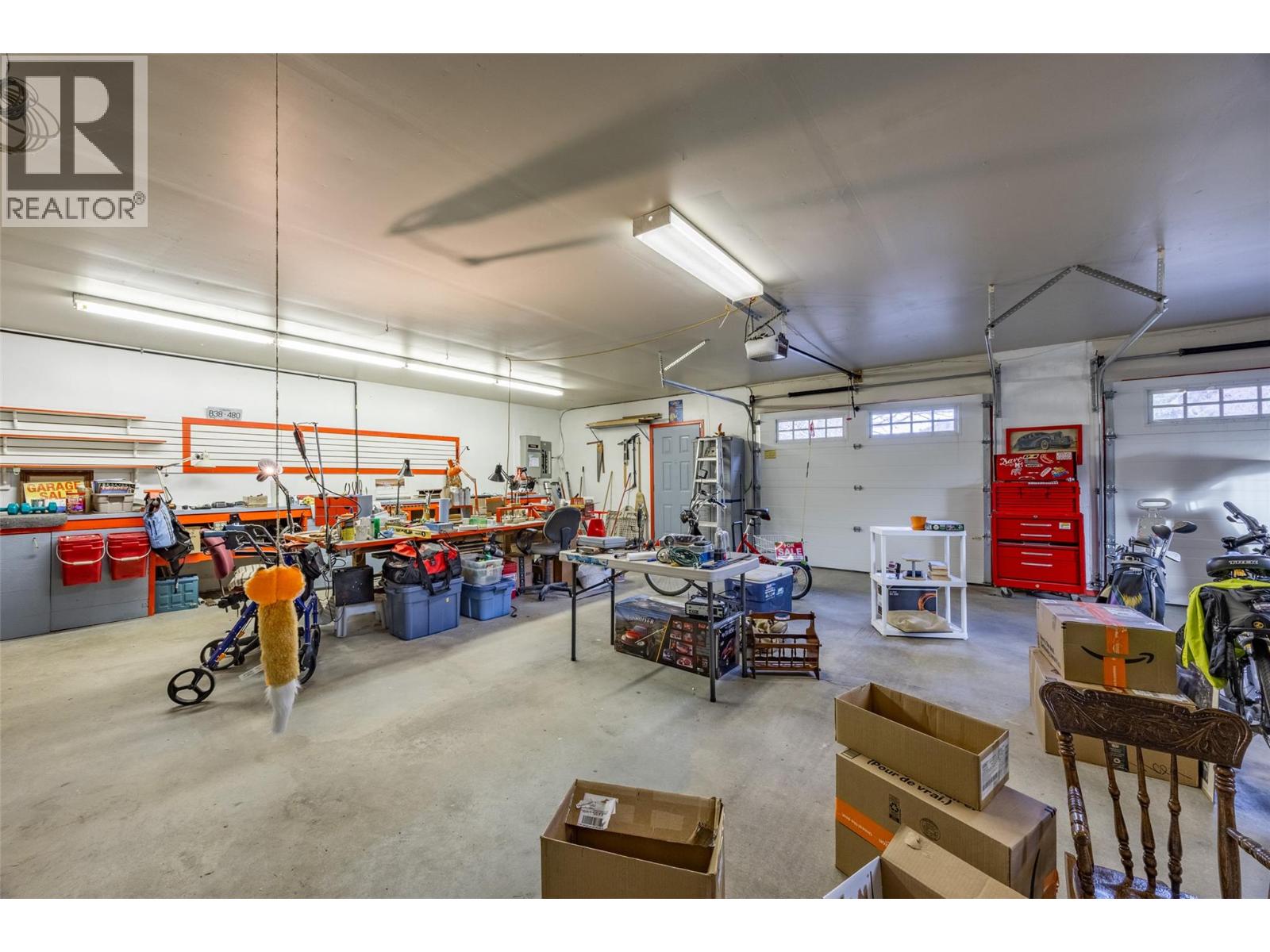 1110 Second Avenue, Chase