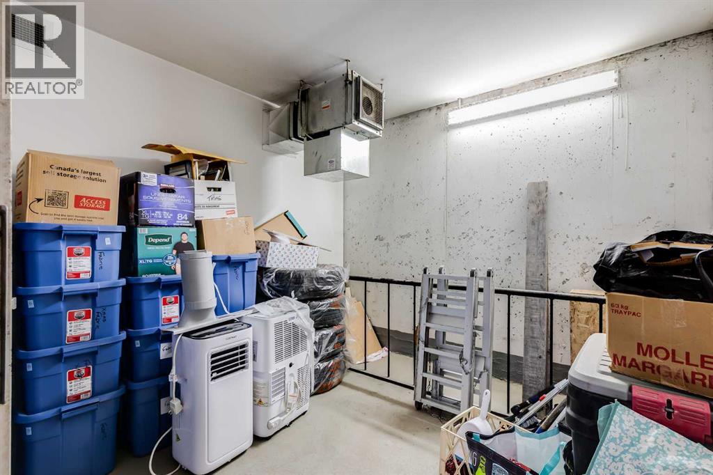 Single Family House for Sale in    Street NW Montgomery Calgary 