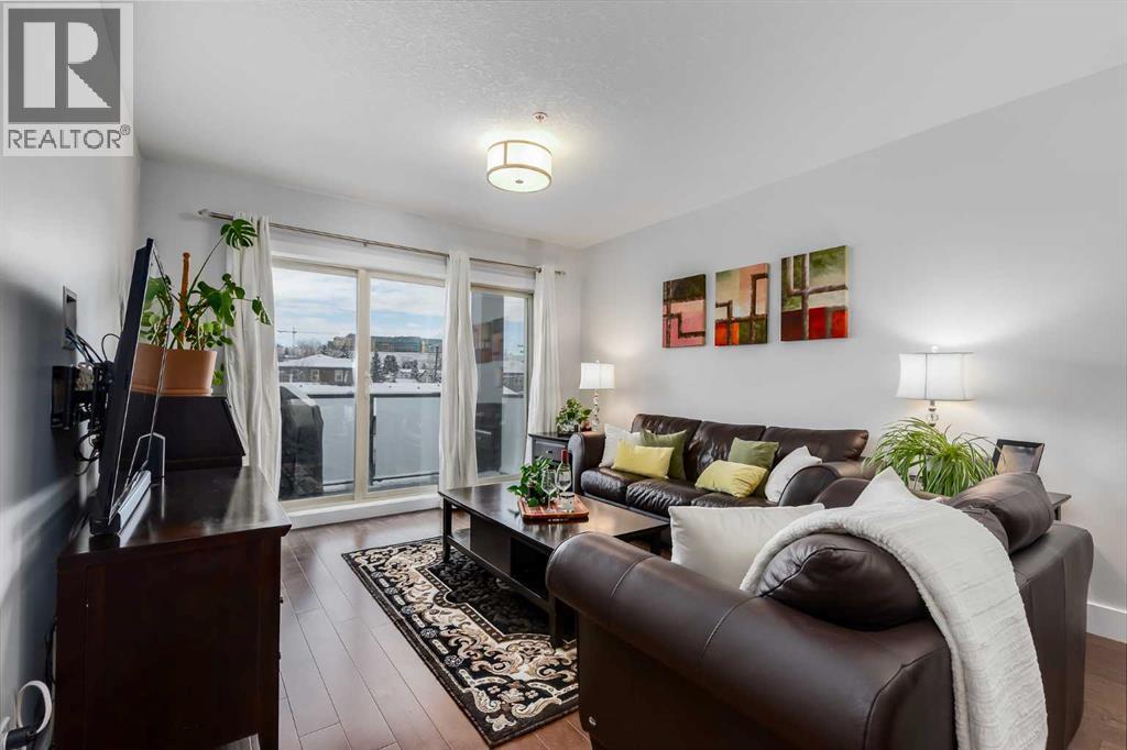 Single Family House for Sale in    Street NW Montgomery Calgary 