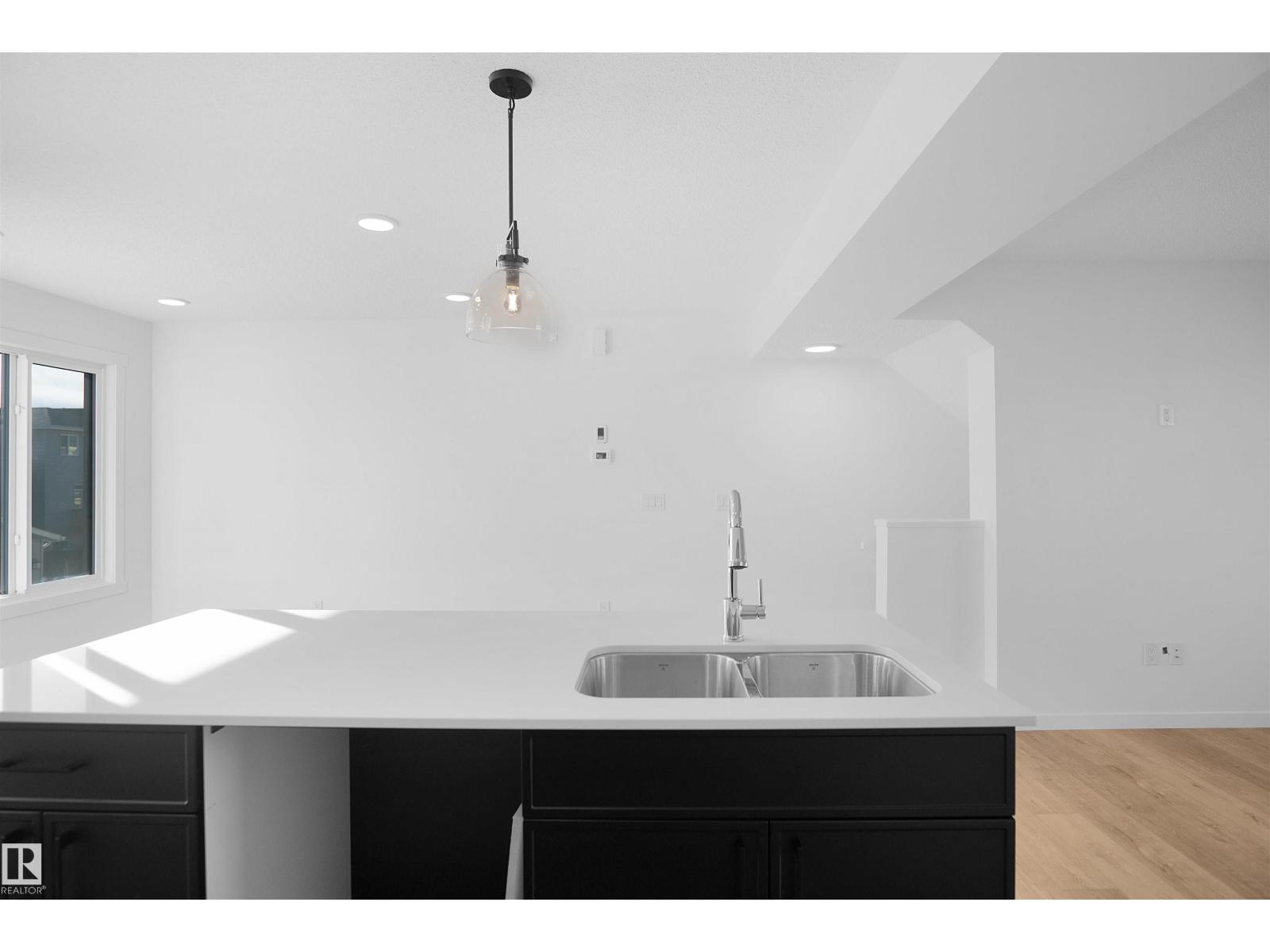 4195 Kinglet DR NW, Edmonton