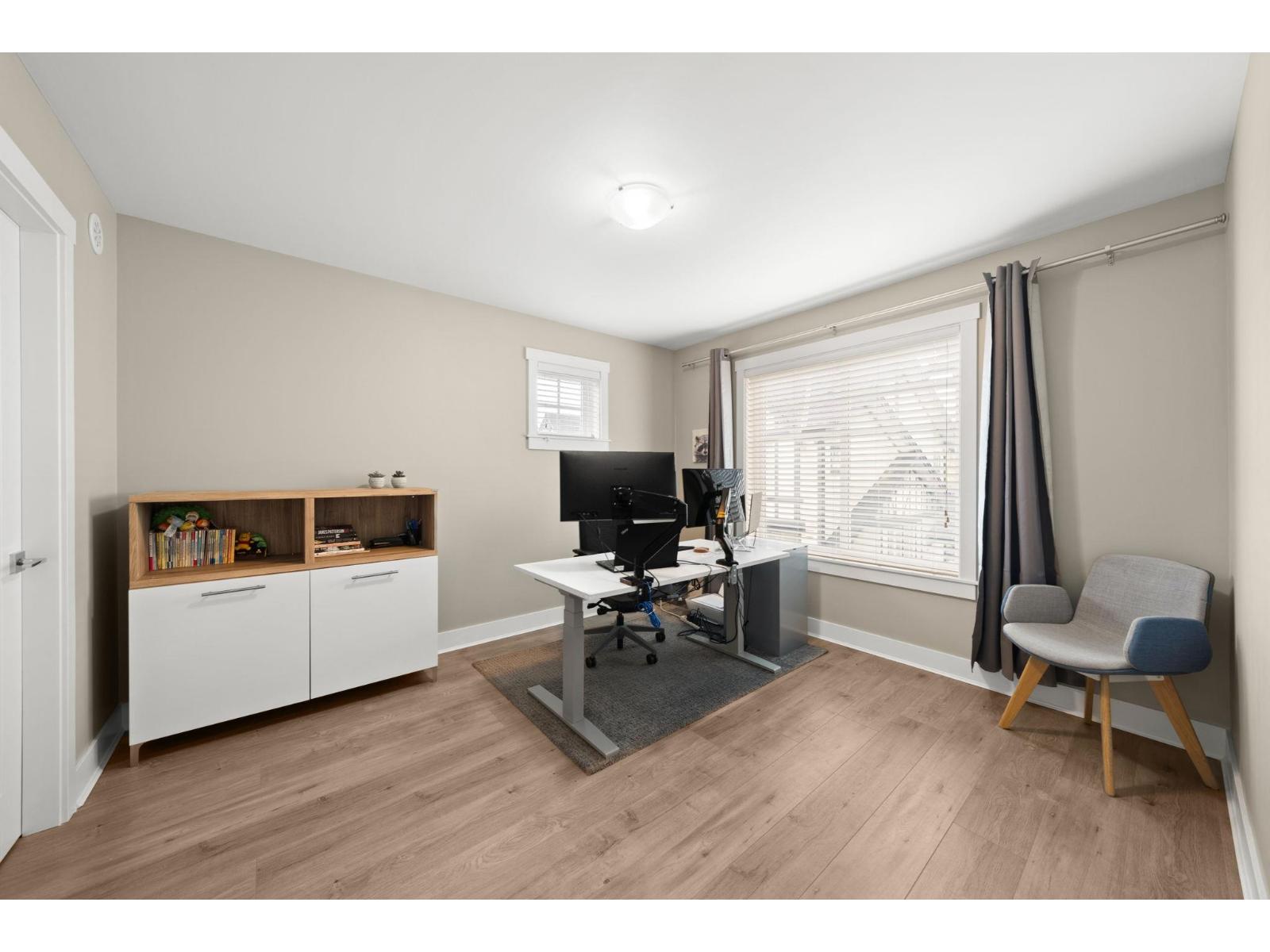 #53-11188 72 Avenue, Delta