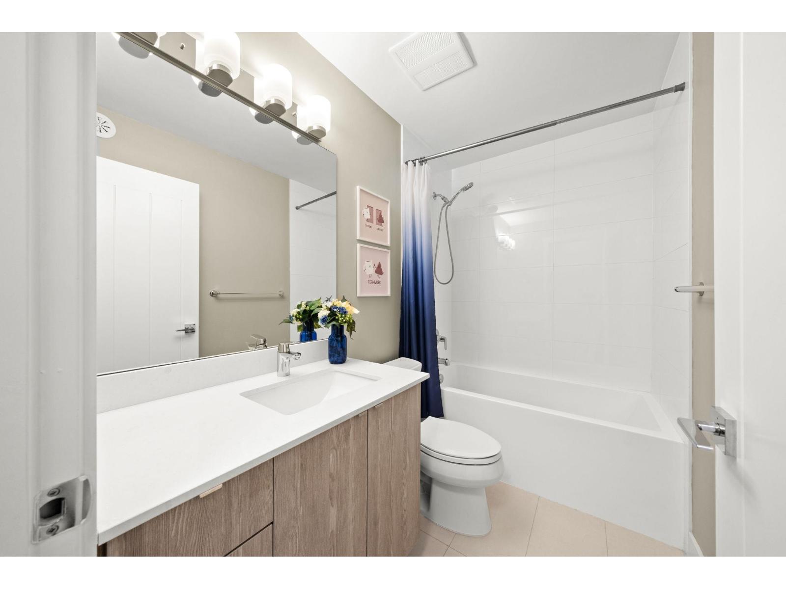 #53-11188 72 Avenue, Delta