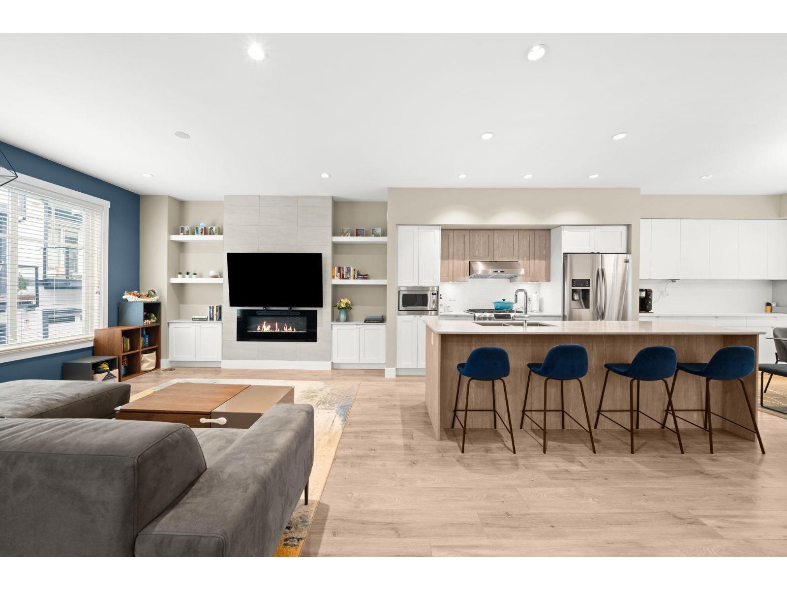 #53-11188 72 Avenue, Delta