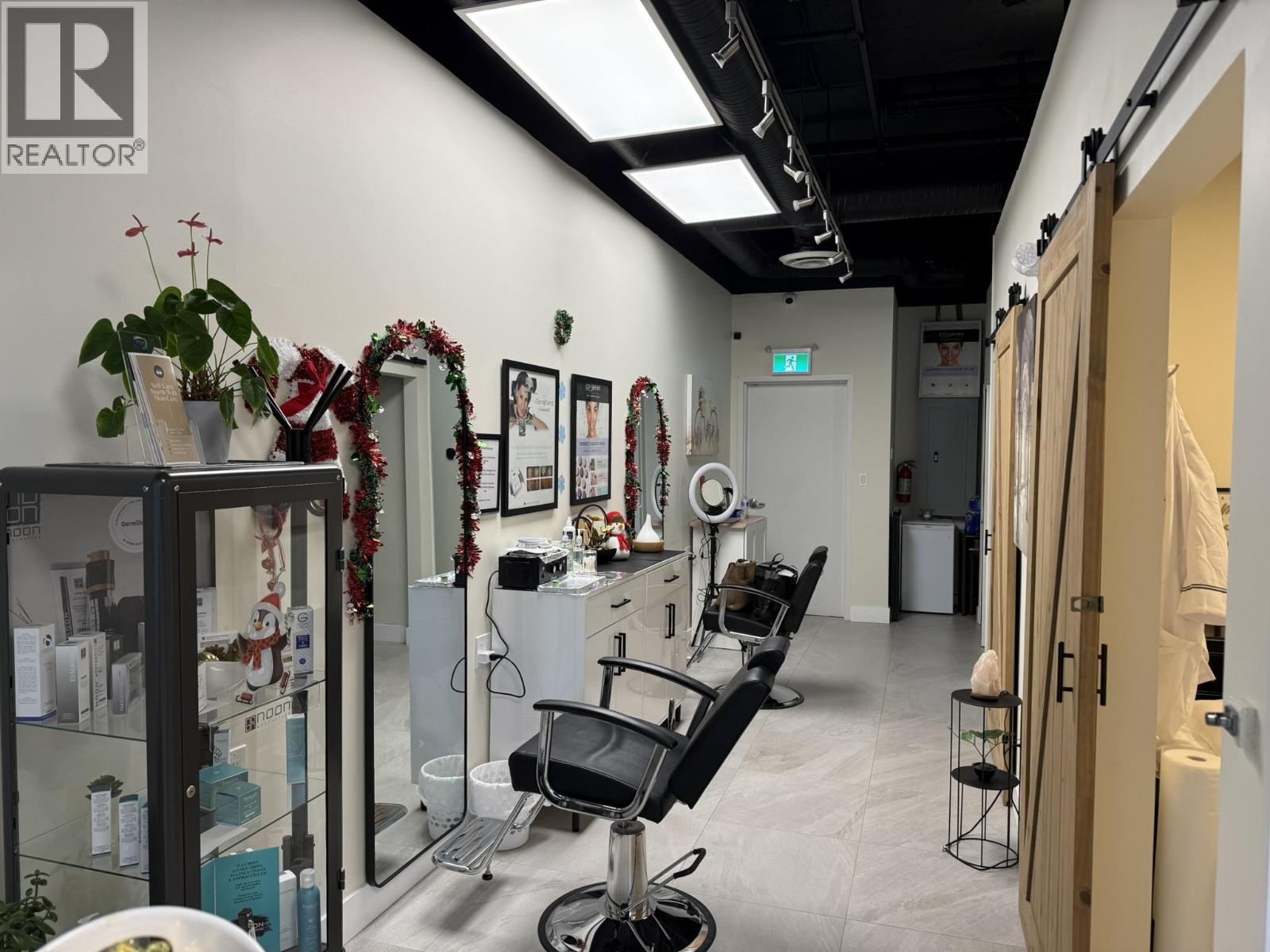 Retail in Vancouver - Image 4