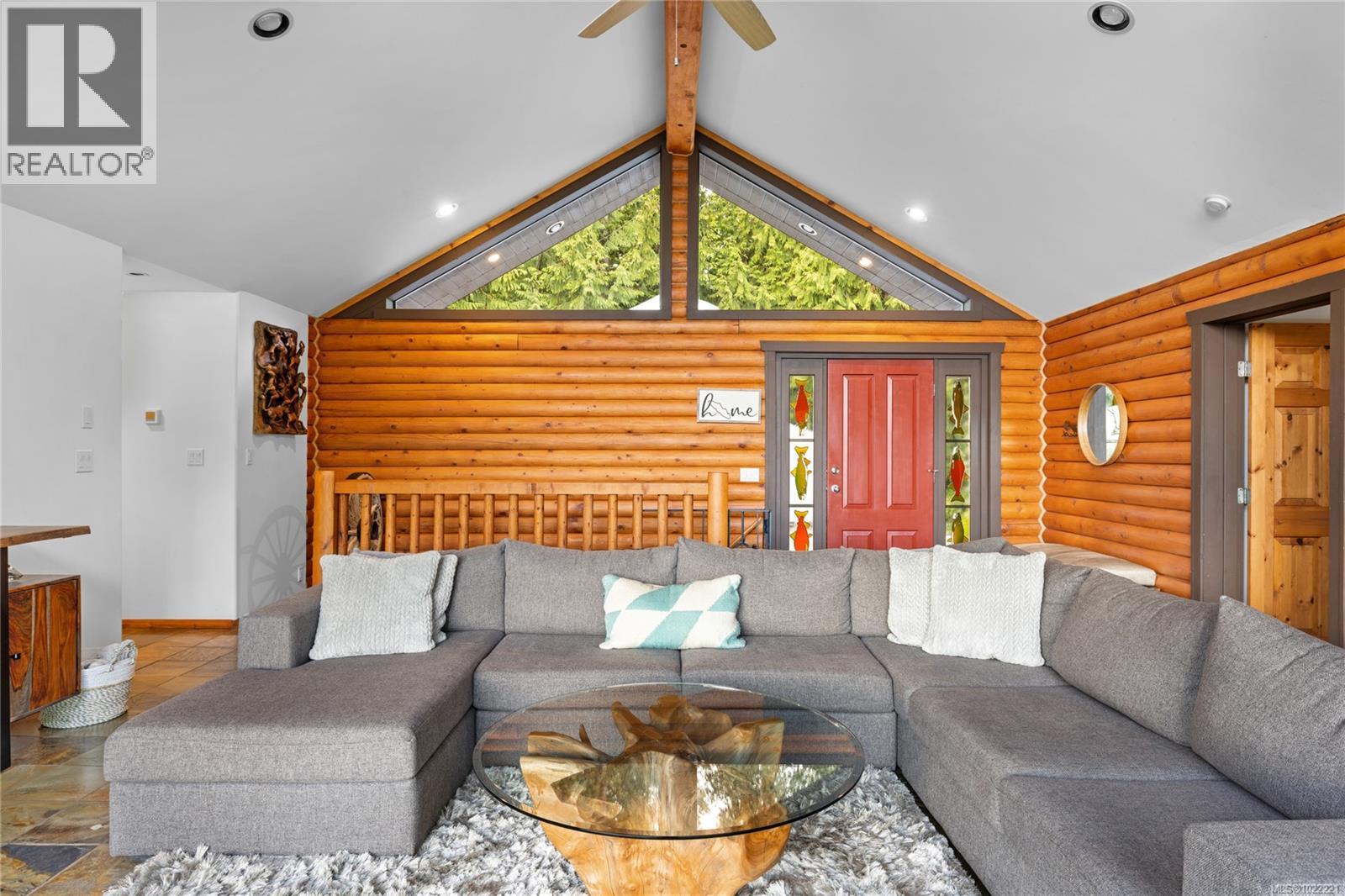 1685 Peligren Pl, Qualicum Beach