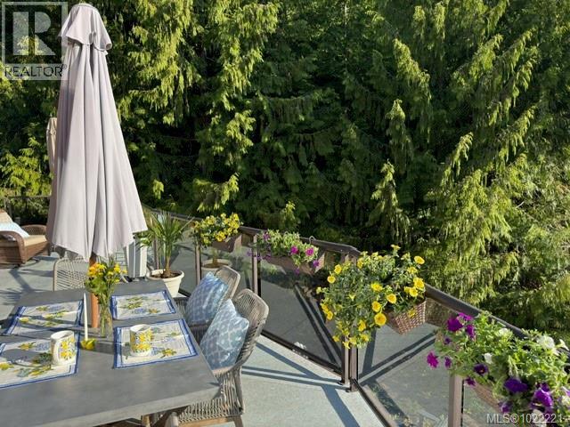 1685 Peligren Pl, Qualicum Beach