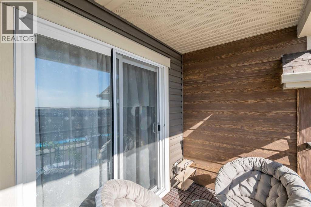 Single Family House for Sale in  Calhoun Common NE Livingston Calgary 