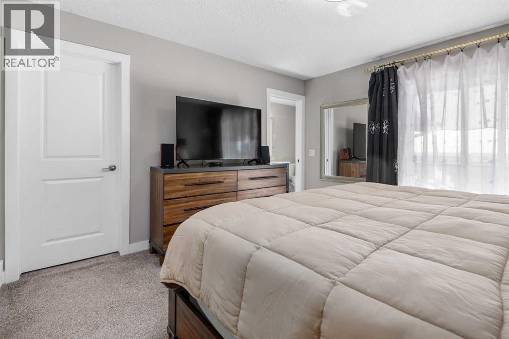 Single Family House for Sale in  Calhoun Common NE Livingston Calgary 