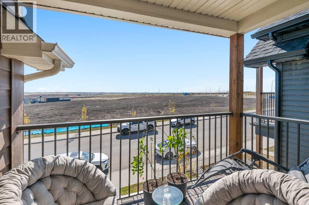 Single Family House for Sale in  Calhoun Common NE Livingston Calgary 