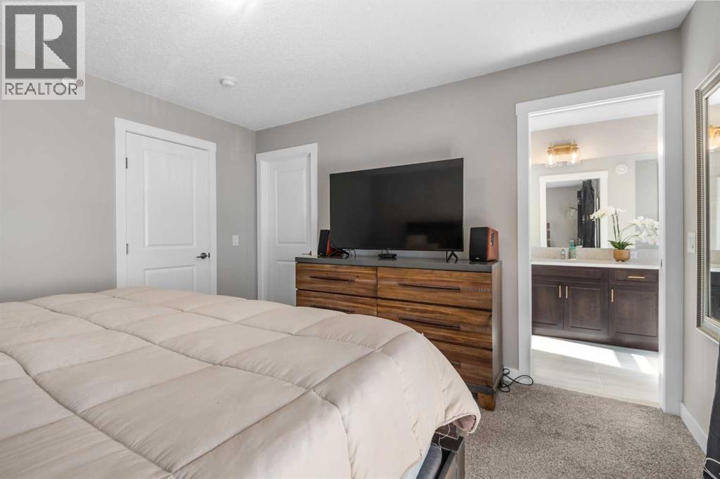 Single Family House for Sale in  Calhoun Common NE Livingston Calgary 