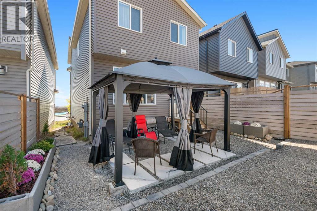 Single Family House for Sale in  Calhoun Common NE Livingston Calgary 