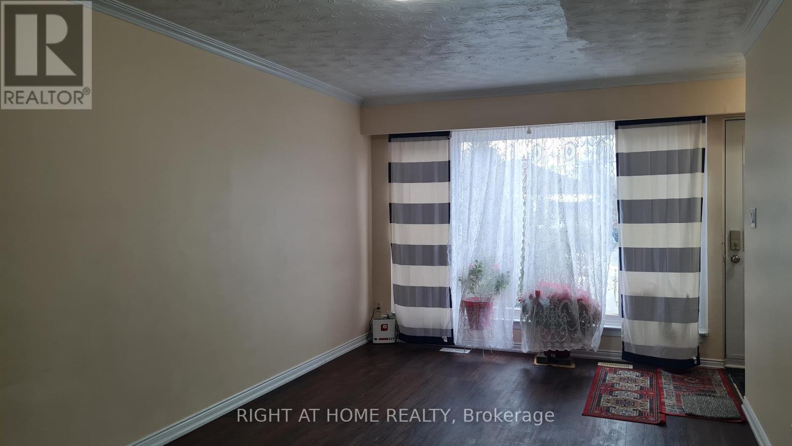 124 OVERTURE ROAD - 8