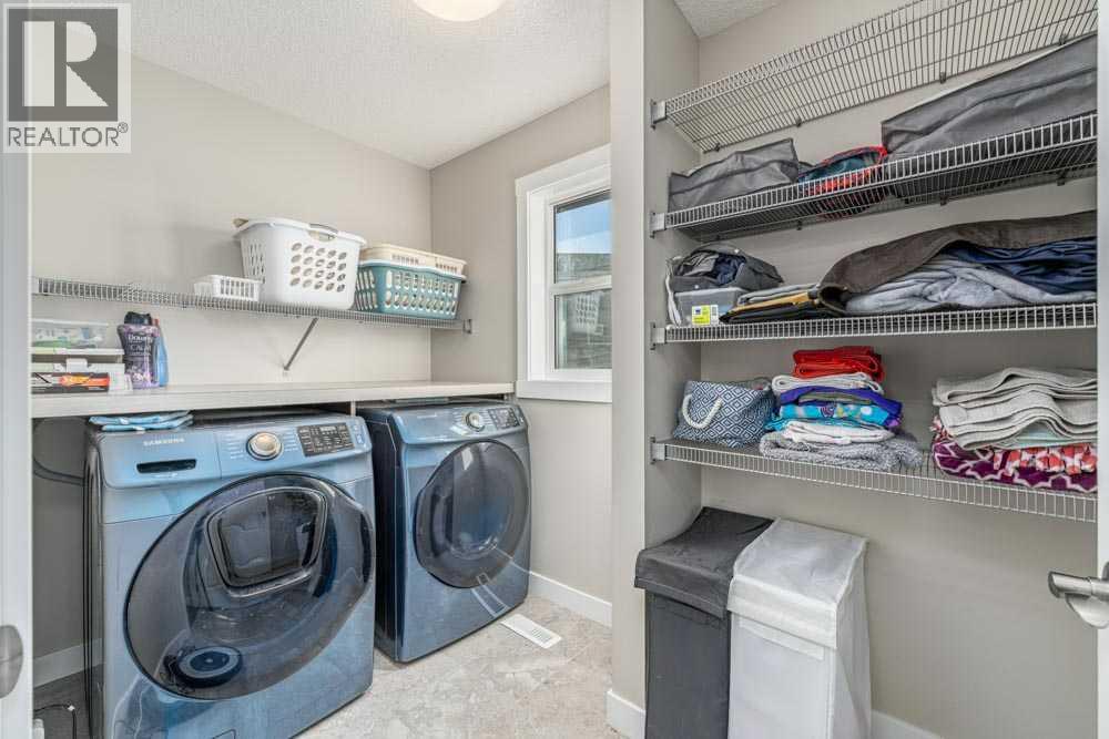 Single Family House for Sale in  Sage Bluff Close NW Sage Hill Calgary 