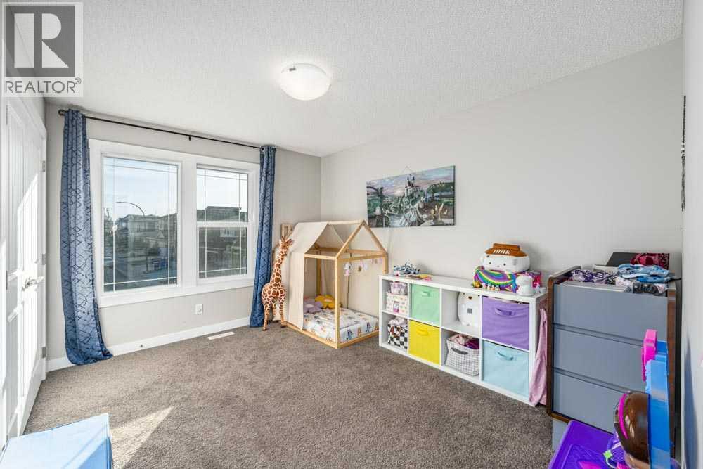 Single Family House for Sale in  Sage Bluff Close NW Sage Hill Calgary 