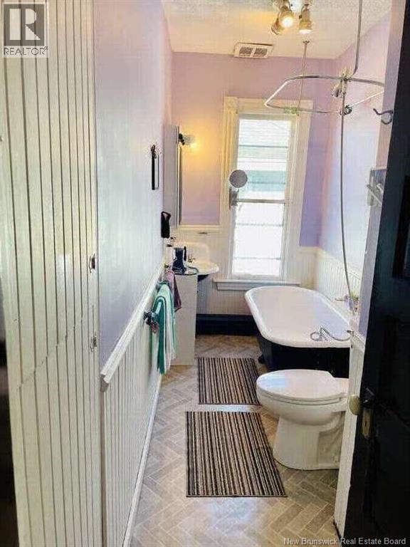 458 Summer Street - 37
