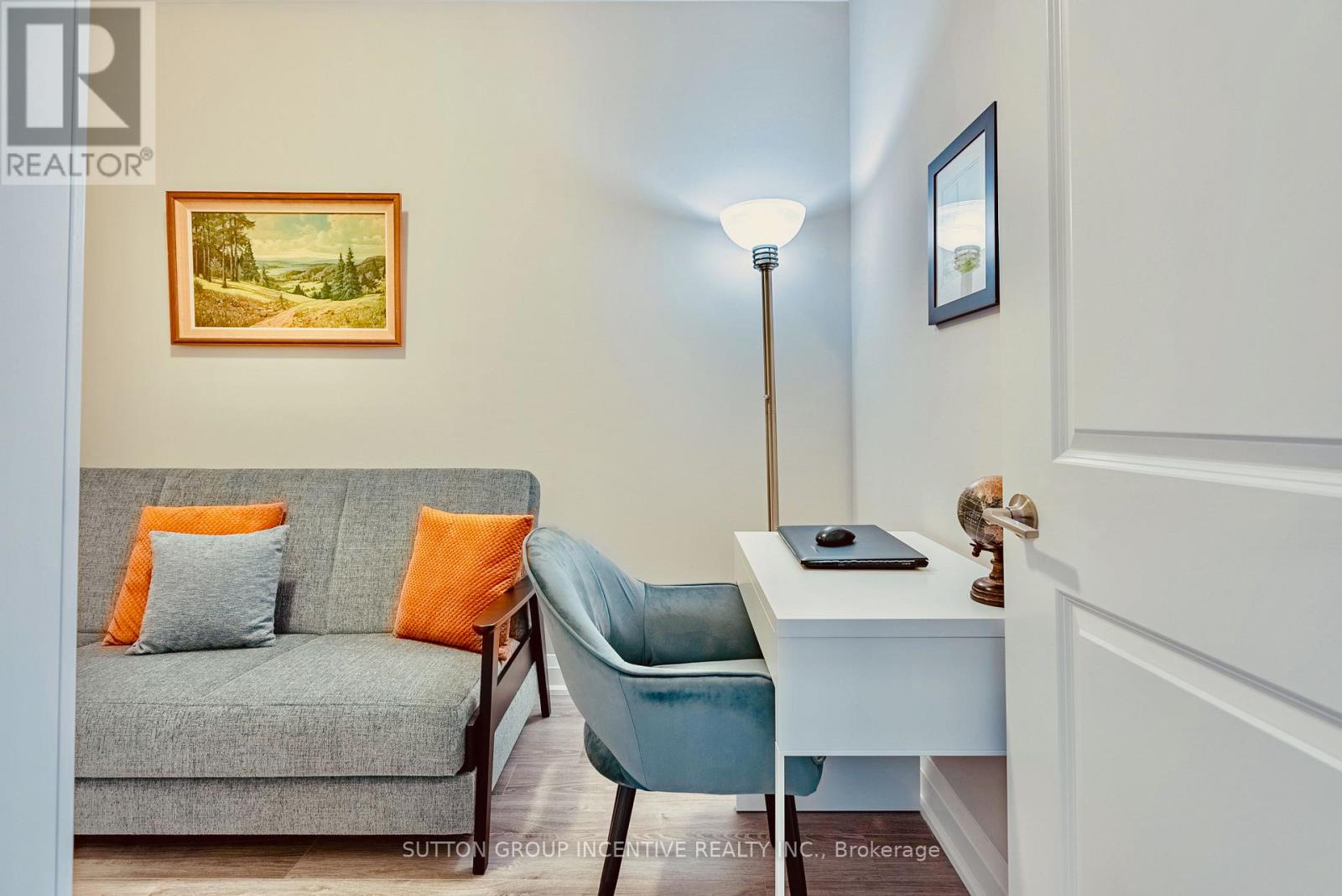 54 KODA Unit 305 photo 4