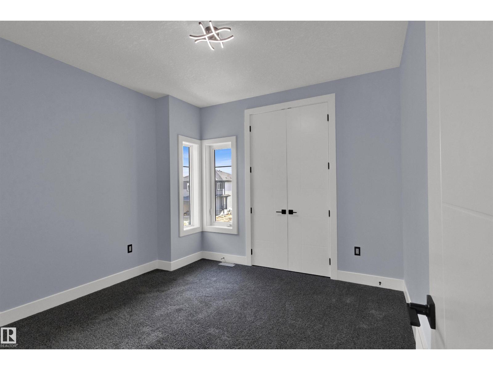 2020 155 AV NW, Edmonton