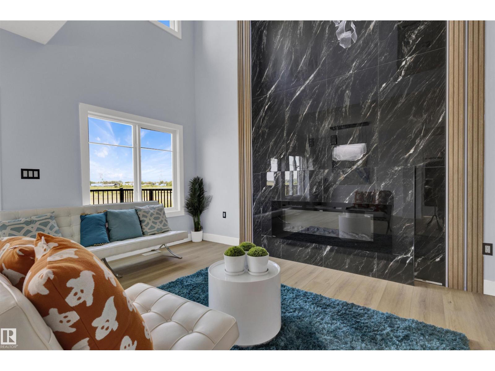 2020 155 AV NW, Edmonton