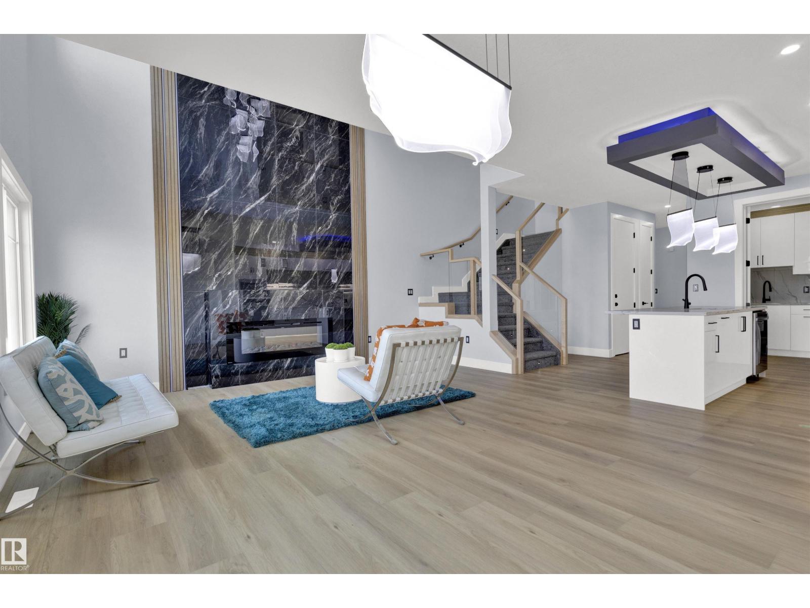 2020 155 AV NW, Edmonton