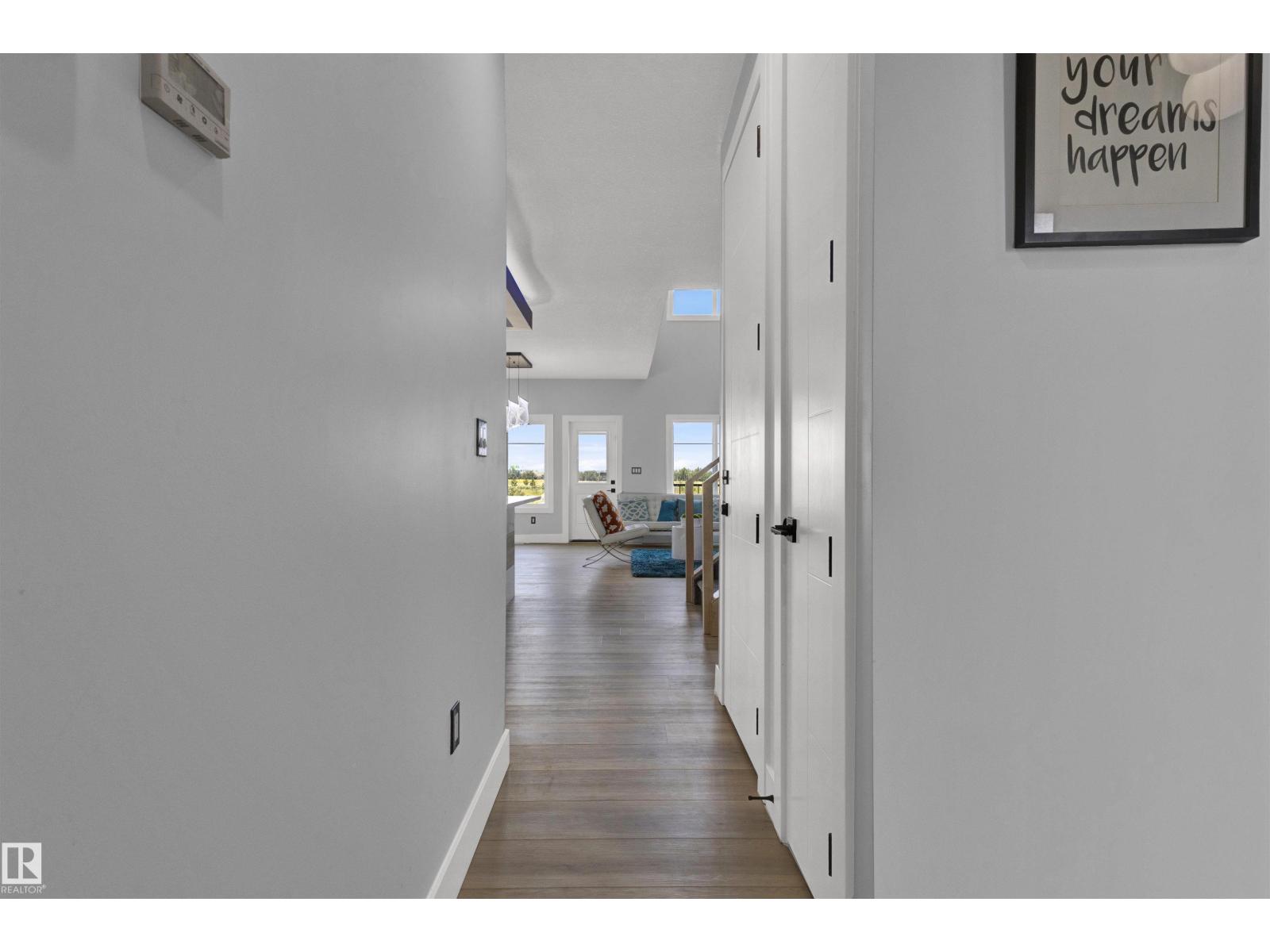 2020 155 AV NW, Edmonton