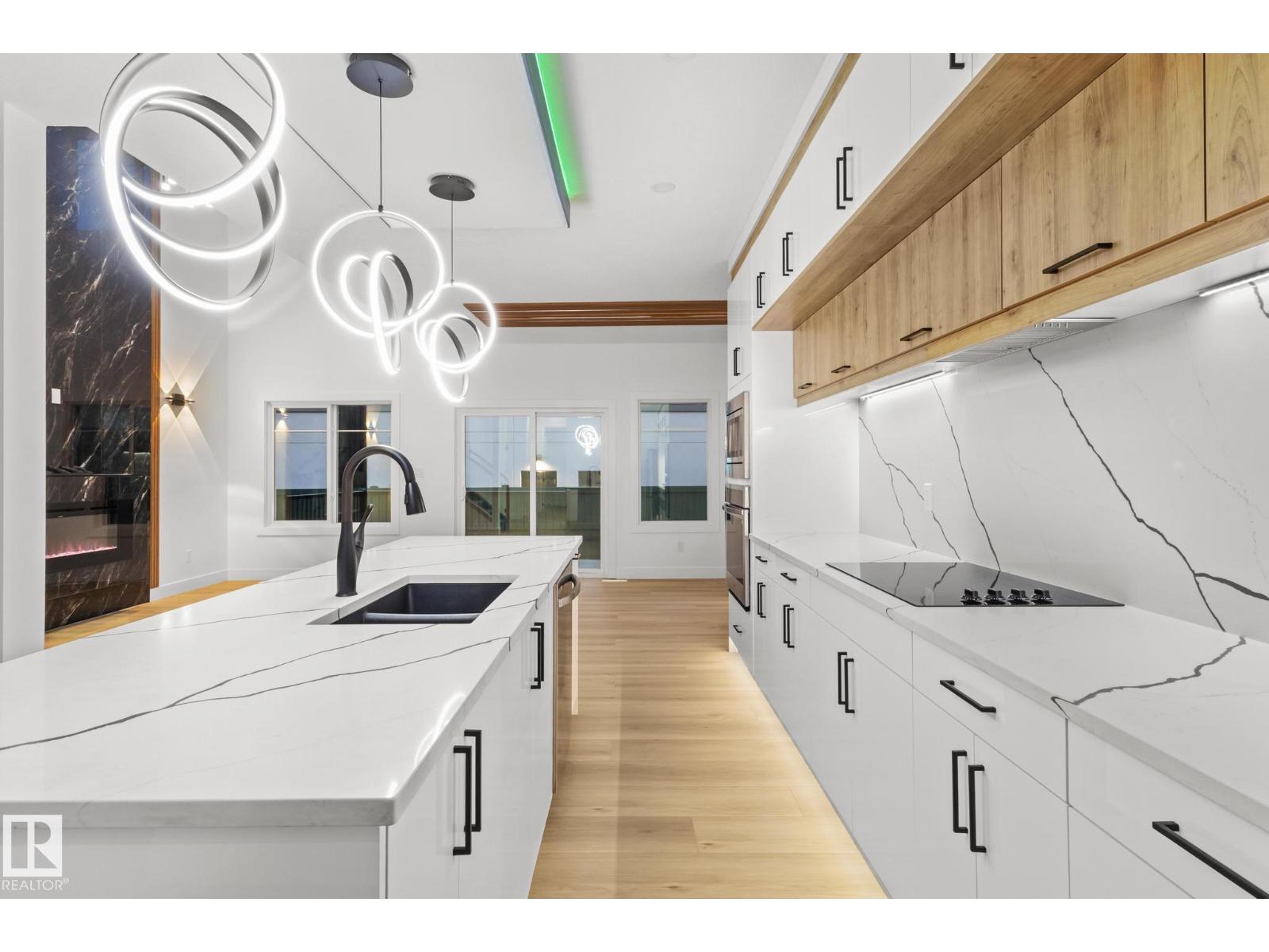 15417 20 ST NW, Edmonton