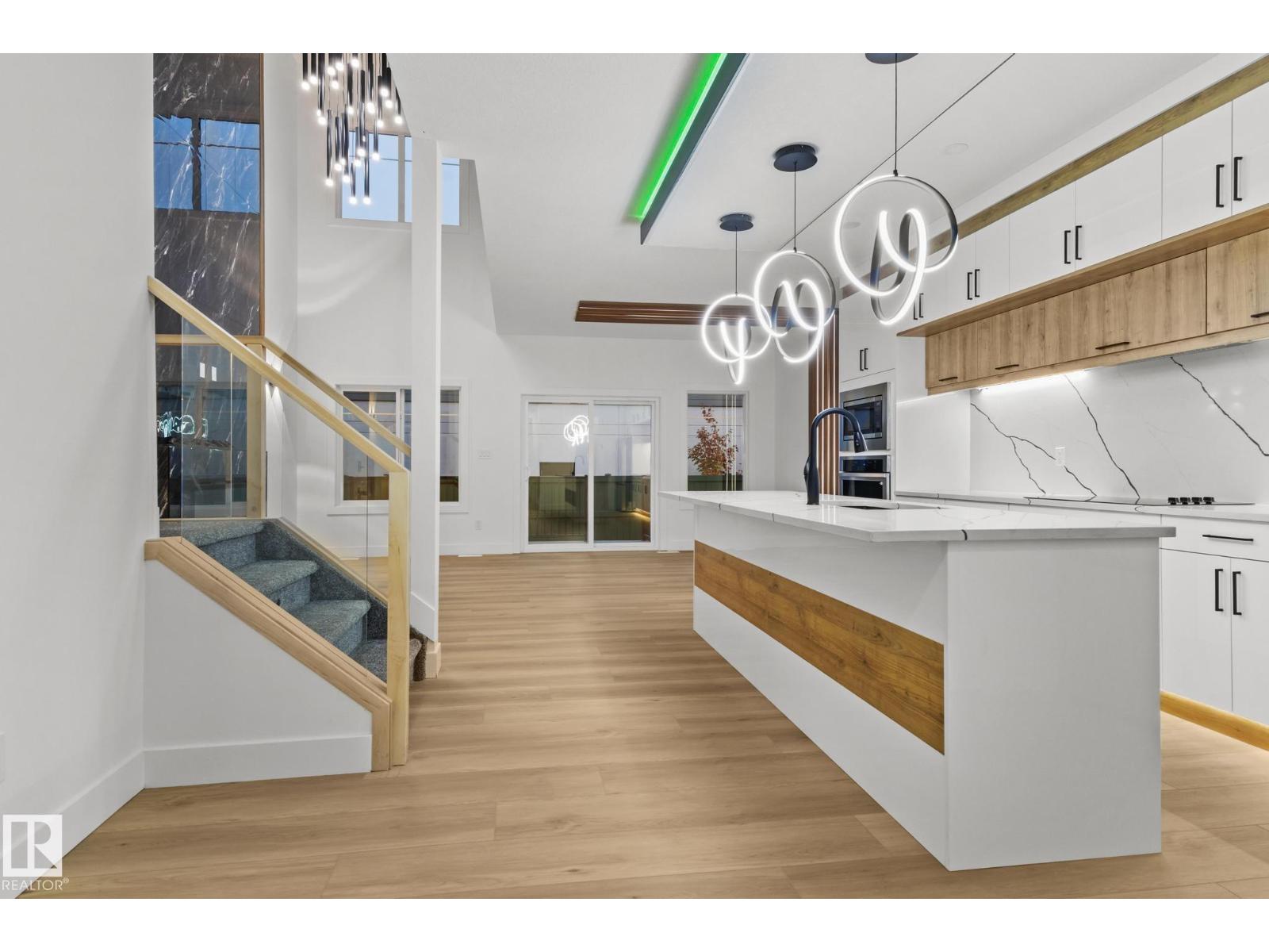 15417 20 ST NW, Edmonton