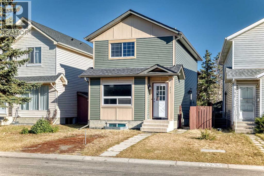 Single Family House for Sale in  Falshire Way NE Falconridge Calgary 