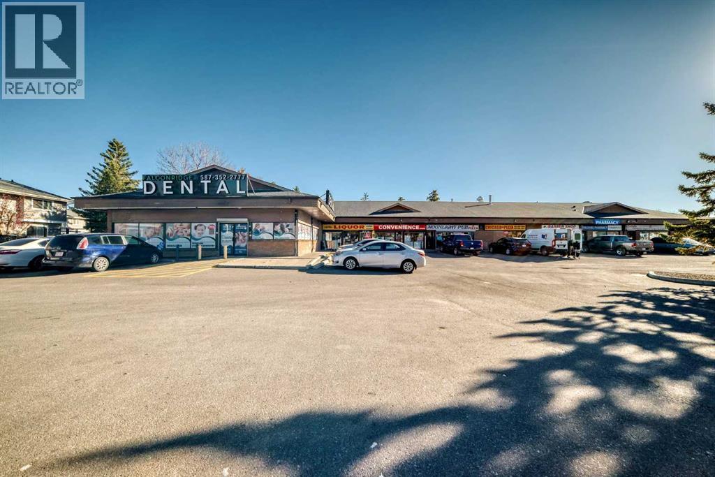 Single Family House for Sale in  Falshire Way NE Falconridge Calgary 